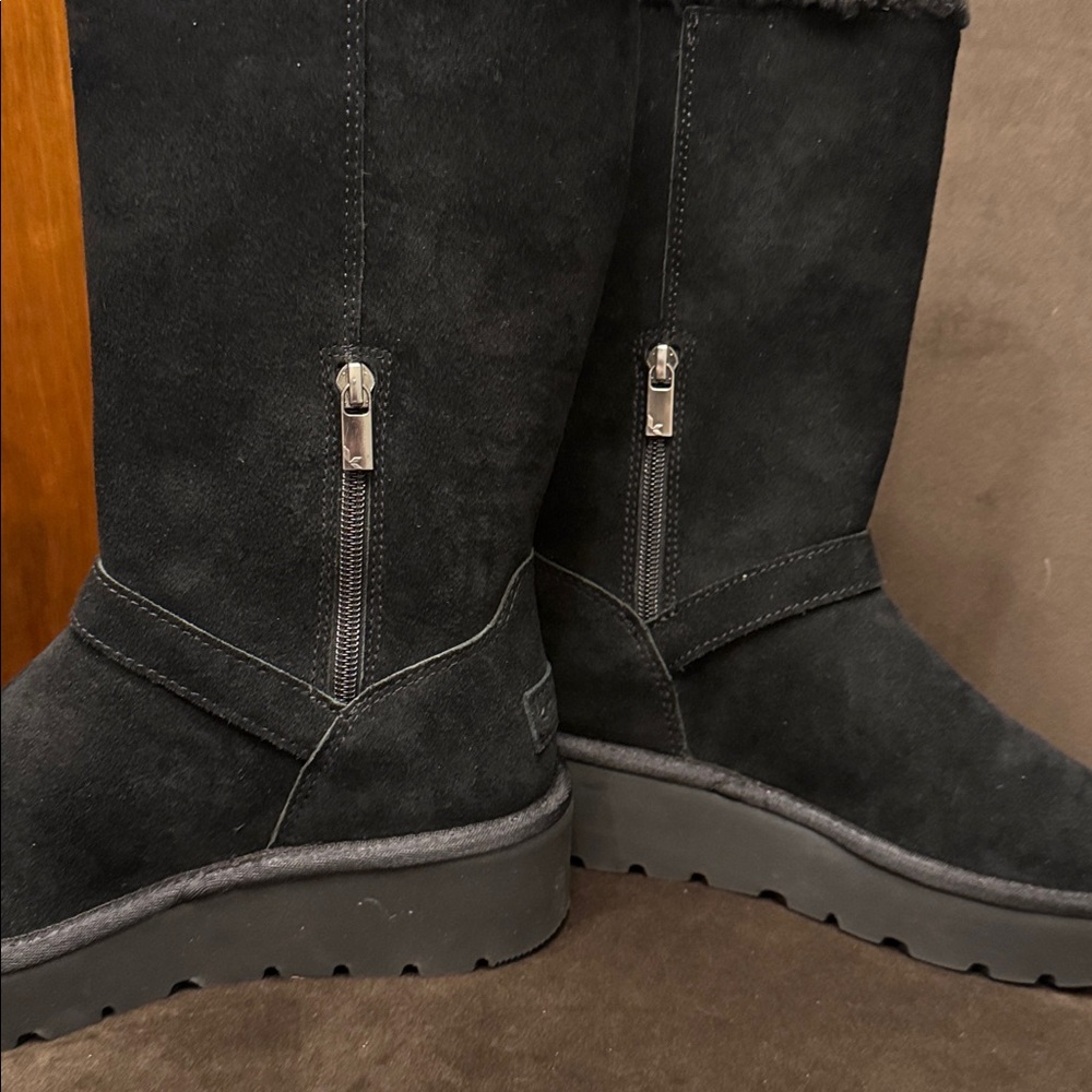 Koolaburra Black Plush Footwear - Picture 6 of 6